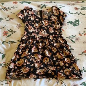 🌿Rose print mini dress